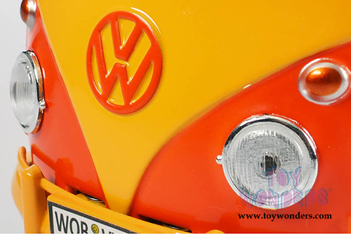 Motormax - Volkswagen Type 2 (T1) Delivery Van Flower Power (1/24 scale diecast model car, Orange) 79563OR