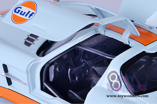 Motormax - Mercedes-Benz SLS AMG GT3 Gulf Oil (1/24 scale die cast model car, Light Blue/Orange) 79646