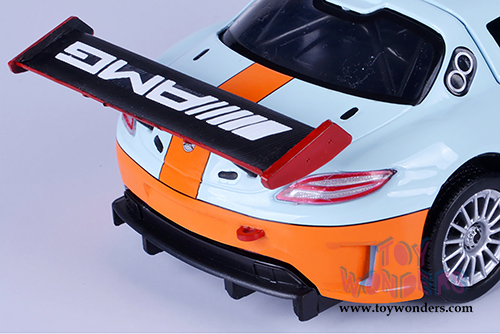 Motormax - Mercedes-Benz SLS AMG GT3 Gulf Oil (1/24 scale die cast model car, Light Blue/Orange) 79646