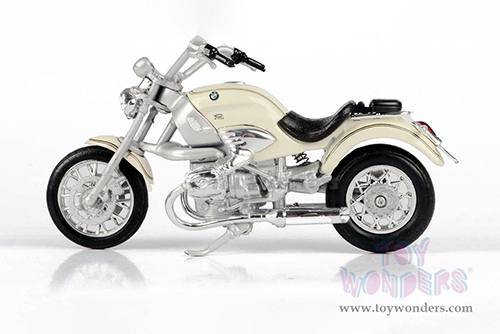 Motormax 007 James Bond Collection - BMW R 1200 C Motorcycle James Bond 007 "Tomorrow Never Dies" (60 years of Bond) (1/18 scale diecast model car, Cream) 79845