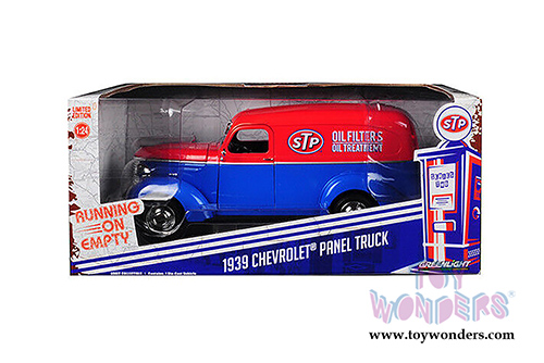 Greenlight - Running on Empty Series 2 | STP&reg; Oil Chevrolet&reg; Panel Truck (1939, 1/24 scale diecast model car, Blue/Red) 85022
