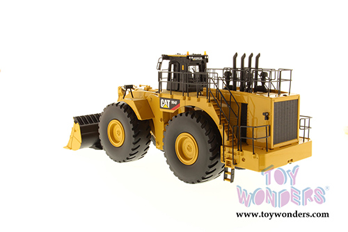 Diecast Masters - Caterpillar 994F Wheel Loader with Operator - Core Classics Series (1/50 scale diecast model car, Yellow) 85161C