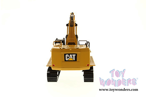 Diecast Masters - Caterpillar 390F LME Hydraulic Tracked Excavator with Operator - High Line Series (1/50 scale diecast model car, Yellow) 85284 MAP: $154.99