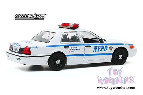 Greenlight Hollywood - Ford Crown Victoria Police Interceptor New York City Police Department (NYPD) Hot Pursuit Series (2011, 1/24 scale diecast model car, White/Blue) 85513