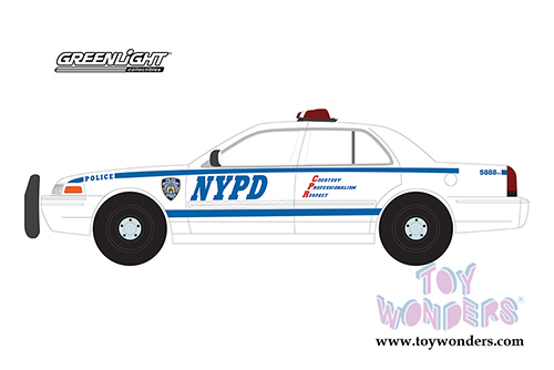 Greenlight Hollywood - Ford Crown Victoria Police Interceptor New York City Police Department (NYPD) Hot Pursuit Series (2011, 1/24 scale diecast model car, White/Blue) 85513