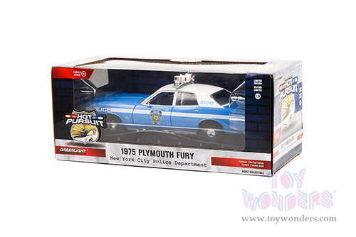 Greenlight - Plymouth Fury New York City Police Department NYPD Hot Pursuit Series 4 (1975, 1/24 scale diecast model car, Light Blue/White) 85542