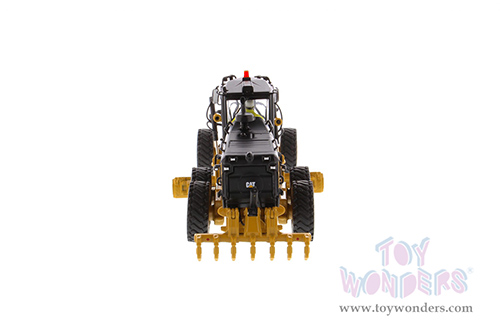 Diecast Masters - Caterpillar&reg; 14M3 Motor Grader with Operator - High Line Series (1/50 scale diecast model car, Yellow) 85545