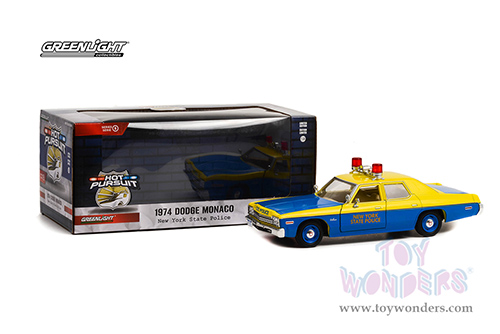 Greenlight - Dodge Monaco New York State Police (NYSP) Hot Pursuit Series 5 (1974, 1/24 scale diecast model car, Blue/Yellow) 85551