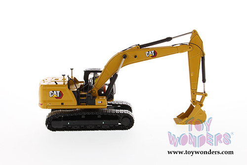 Diecast Masters - Caterpillar 330 Hydraulic Excavator Next Generation with Operator - High Line Series (1/50 scale diecast model car, Yellow) 85585 MAP: $89.99
