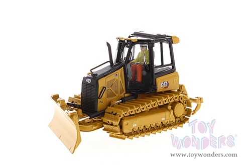 Diecast Masters - Caterpillar® D3 Track Type Dozer with Operator - High Line Series (1/50 scale diecast model car, Yellow) 85673 MAP: $109.99