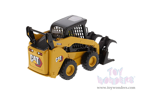 Diecast Masters - Caterpillar® 272D3 Skid Steer Loader with Operator and Working Tools - High Line Series (1/32 scale diecast model car, Yellow) 85678 MAP: $74.99