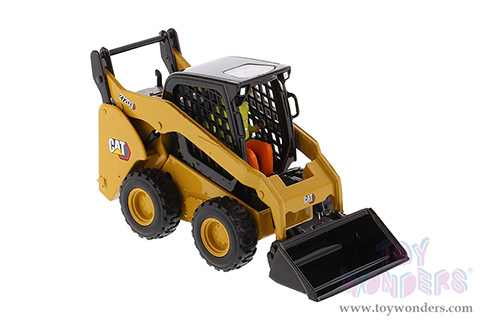 Diecast Masters - Caterpillar® 272D3 Skid Steer Loader with Operator and Working Tools - High Line Series (1/32 scale diecast model car, Yellow) 85678 MAP: $74.99