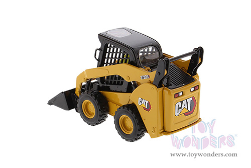 Diecast Masters - Caterpillar® 272D3 Skid Steer Loader with Operator and Working Tools - High Line Series (1/32 scale diecast model car, Yellow) 85678 MAP: $74.99