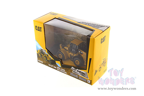 Diecast Masters - Caterpillar&reg; 950M Wheel Loader - Play & Collect! Series (1/64 scale diecast model car, Yellow) 85692