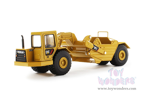 Diecast Masters - Caterpillar® Wheel Tractor 611 Scraper - Play & Collect! Series (1/64 scale diecast model car, Yellow/Black) 85695 MAP: $29.99