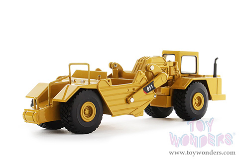 Diecast Masters - Caterpillar® Wheel Tractor 611 Scraper - Play & Collect! Series (1/64 scale diecast model car, Yellow/Black) 85695 MAP: $29.99