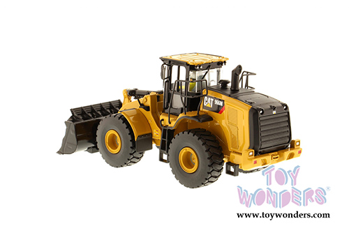 Diecast Masters - Caterpillar 966M Wheel Loader with Operator - High Line Series (1/50 scale diecast model car, Yellow) 85928