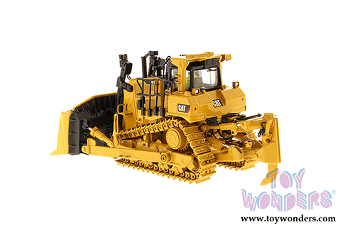 Diecast Masters - Caterpillar® D9T Track-Type Tractor with Operator - High Line Series (1/50 scale diecast model car, Yellow) 85944 MAP: $134.99