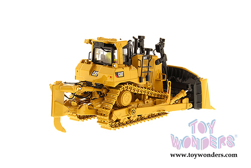 Diecast Masters - Caterpillar® D9T Track-Type Tractor with Operator - High Line Series (1/50 scale diecast model car, Yellow) 85944 MAP: $134.99