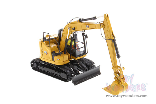 Diecast Masters - Caterpillar® 315 Small Hydraulic Excavator with Operator - High Line Series (1/50 scale diecast model car, Yellow) 85957 MAP: $94.99