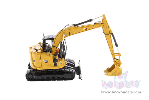 Diecast Masters - Caterpillar® 315 Small Hydraulic Excavator with Operator - High Line Series (1/50 scale diecast model car, Yellow) 85957 MAP: $94.99