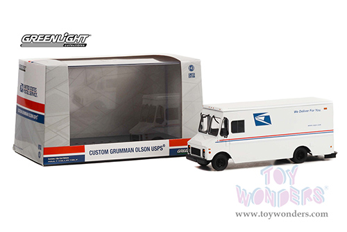 Greenlight - Grumman Olson Van United States Postal Service (USPS&reg;) Delivery Truck (1/43 scale diecast model car, White/Blue and Red stripes) 86194