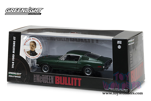 Greenlight - Bullitt Steve McQueen's Ford Mustang GT Fastback with Steve McQueen Figurine (1968, 1/43 scale diecast model car, Green) 86433
