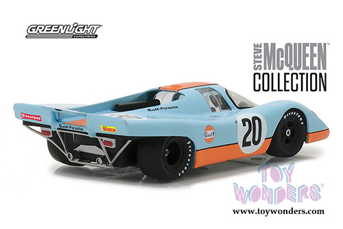Greenlight - Porsche 917K Gulf  #20 with Steve McQueen Figurine (1970, 1/43 scale diecast model car, Light Blue w/ Orange Stripes) 86435