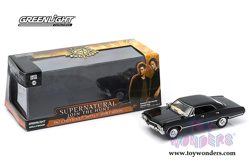 Greenlight Hollywood - Supernatural | Chevrolet Impala Sports Sedan "Supernatural" TV Series (1967, 1/43 scale diecast model car, Black) 86441