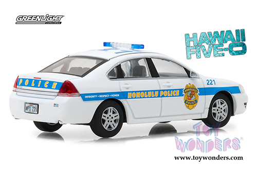 Greenlight Hollywood - Hawaii Five-0 Chevrolet Impala Police Cruiser - Honolulu Police (2010, 1/43 scale diecast model car, White/Blue) 86518