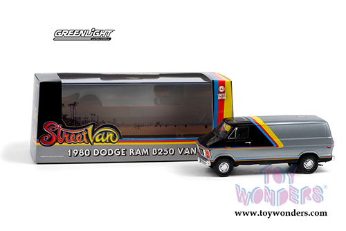 Greenlight - Dodge Ram Custom B250 Van (1980, 1/43 scale diecast model car, Silver/Black) 86600