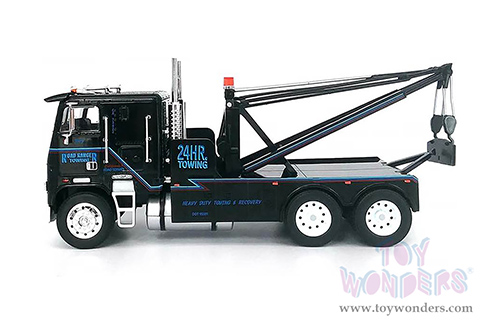 Greenlight Hollywood - Freightliner FLA 9664 "Terminator 2" Judgement Day (1984, 1/43 scale diecast model car, Black) 86627