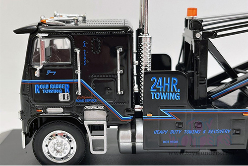 Greenlight Hollywood - Freightliner FLA 9664 "Terminator 2" Judgement Day (1984, 1/43 scale diecast model car, Black) 86627