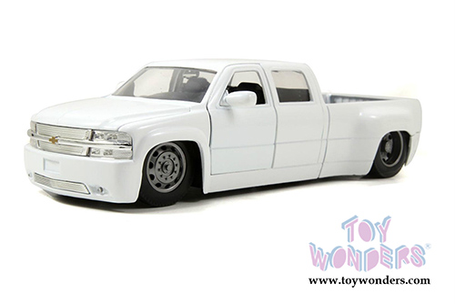 Jada Toys Bigtime Kustoms - Chevy Silverado Dooley Pickup (1999, 1/24 scale diecast model car, Asstd.) 90145YJ