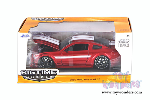 Jada Toys Bigtime Muscle - Ford Mustang GT Hard Top (2006, 1/24 scale diecast model car, Asstd.) 90658YV