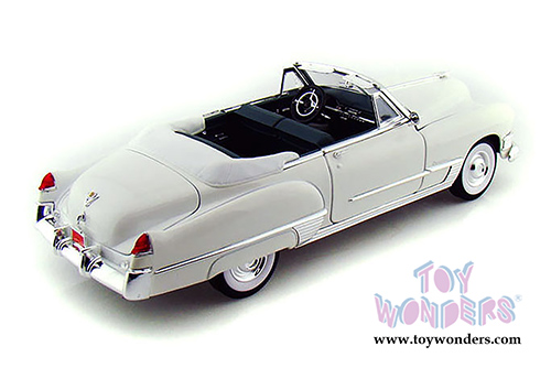 Lucky Road Signature - Cadillac Coupe DeVille Convertible (1949, 1/18 scale diecast model car, White) 92308W/12