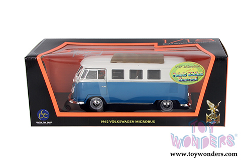 Lucky Road Signature - Volkswagen Microbus w/ Fabric Sliding Sunroof (1962, 1/18 scale diecast model car, Blue) 92327BU/12