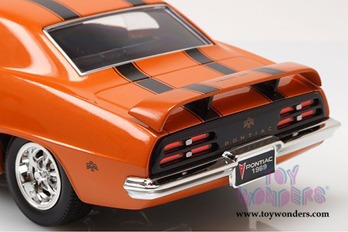 Lucky Road Signature - Pontiac Firebird Hard Top (1969, 1/18 scale diecast model car, Orange) 92368OR