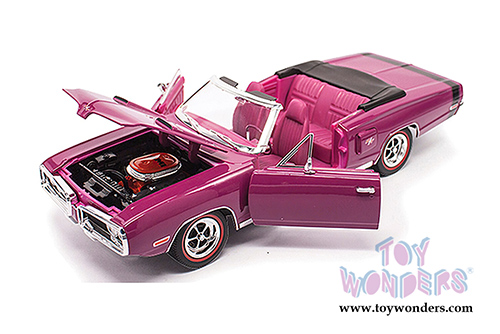 Lucky Road Signature - Dodge Coronet R/T Convertible (1970, 1/18 scale diecast model car, Purple) 92548PR