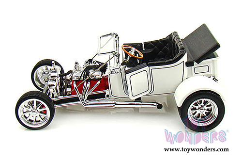 Lucky Road Signature - Ford T-Bucket Convertible (1923, 1/18 scale diecast model car, White) 92828W