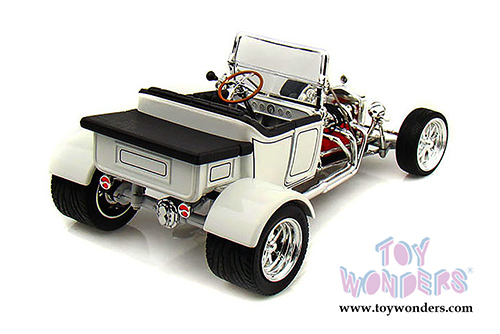 Lucky Road Signature - Ford T-Bucket Convertible (1923, 1/18 scale diecast model car, White) 92828W