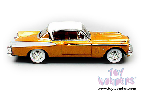 Lucky Road Signature - Studebaker Golden Hawk Hard Top (1958, 1/43 scale diecast model car, Gold) 94254G