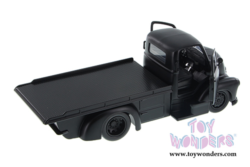 Jada Toys Just Trucks - 1952 Chevy Coe Flatbed (1952, 1/24 scale diecast model car, Asstd.) 97048