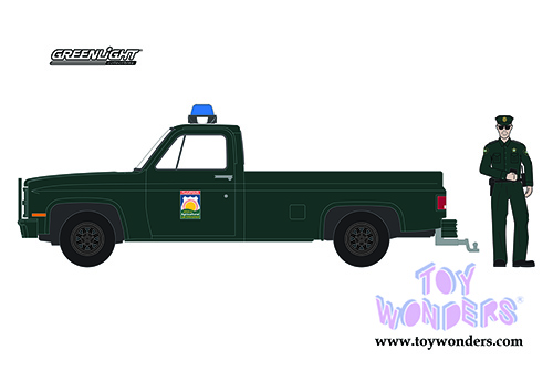 Greenlight - The Hobby Shop Series 10 | Chevrolet&reg; M1008 with Enforcement Officer Figure Florida Office of Agricultural Law Enforcement (1986, 1/64 scale diecast model car, Dark Green) 97100D/48