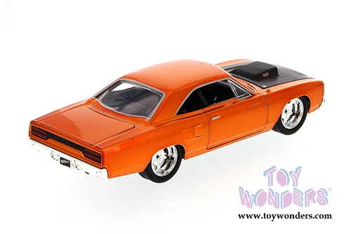 Jada Toys Fast & Furious - Dom's Plymouth Road Runner Hard Top (1970, 1/32 scale diecast model car, Copper) 97128