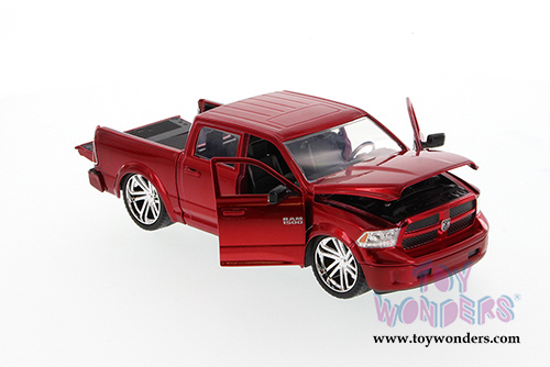 Jada Toys Just Trucks - 2014 Dodge Ram 1500 Custom Pick-up (2014, 1/24 scale diecast model car, Asstd.) 97134