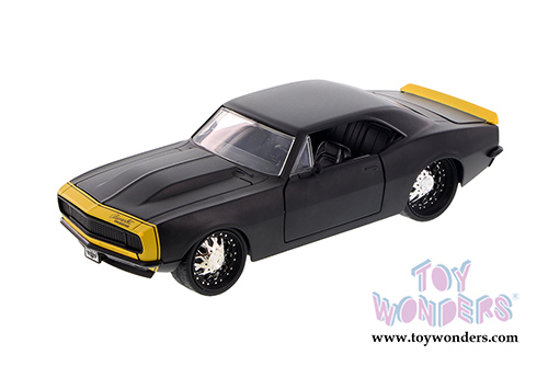 Jada Toys Bigtime Muscle - Chevy Camaro Hardtop (1967, 1/24 scale diecast model car, Asstd.) 97171YU