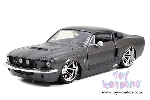 Jada Toys Bigtime Muscle - Shelby GT-500 Hardtop (1967, 1/24 scale diecast model car, Asstd.) 97401