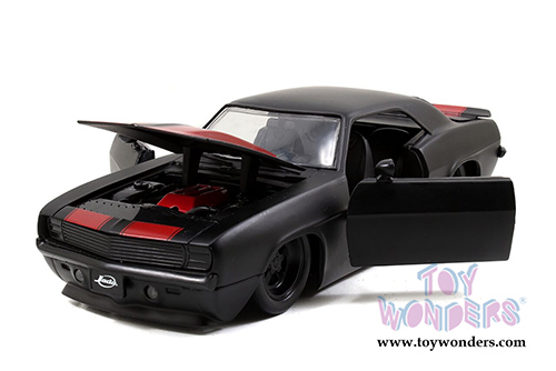 Jada Toys Bigtime Muscle - Chevy Camaro Hard Top (1969, 1/24 scale diecast model car, Asstd.) 97402