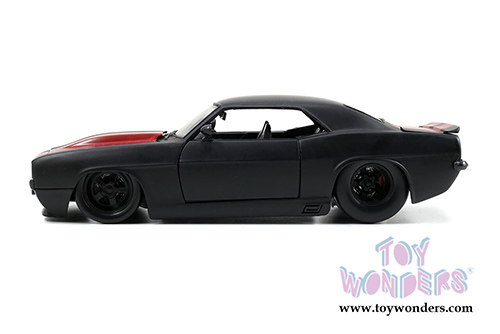 Jada Toys Bigtime Muscle - Chevy Camaro Hard Top (1969, 1/24 scale diecast model car, Asstd.) 97402
